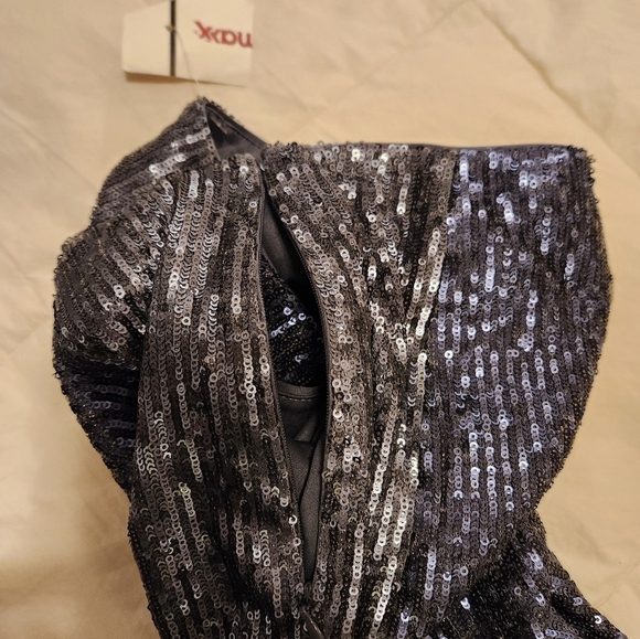 NWT Susana Monaco Sequin Skirt Size 2. - Picture 4 of 7